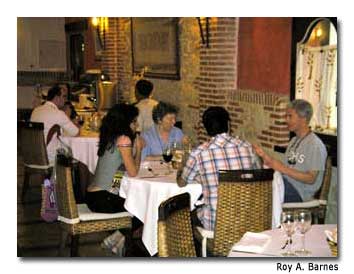 Spaniards and Anglos use meal times for English language conversation immersion.