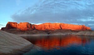 Houseboating on Lake Powell: Oasis in the Desert