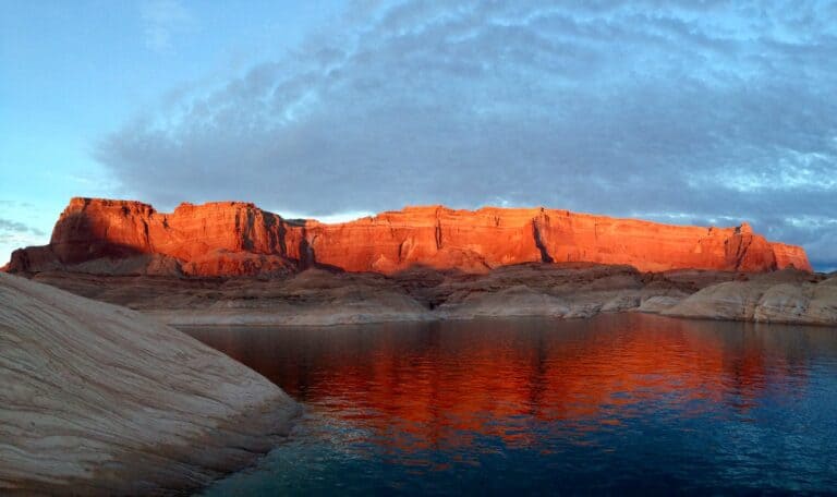 Lake Powell Travel