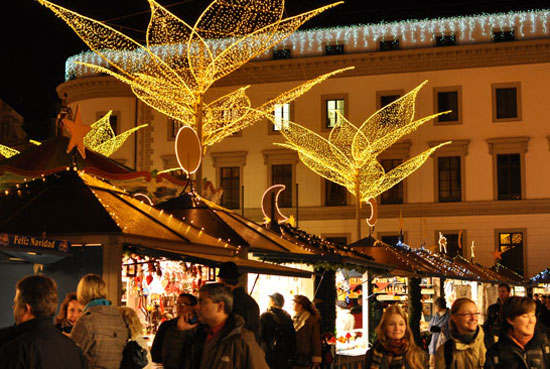 The Christmas market in Wiesbaden takes place alongside the historic city palace. Photo by Historic Highlights of Germany 