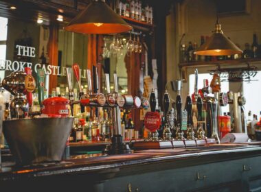 Pub-Hopping in Ireland and England