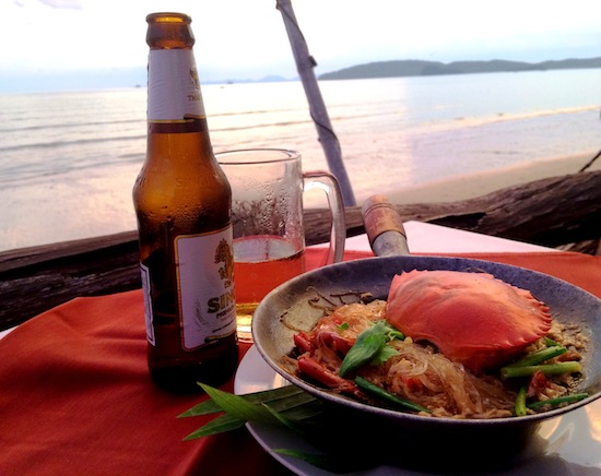 Seafood dinner at Ao Nang. Photo by Ling Xin Sia