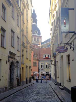 Walking through Old Town Riga. Photo by Janna Graber