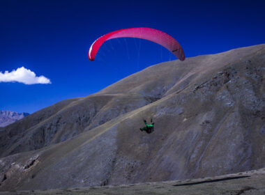 Paragliding with Elbrus Elevation
