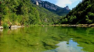 Cruising the Rivers of France on an Inflatable Raft