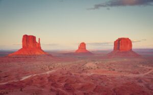 Monument Valley: Unearthly Beauty