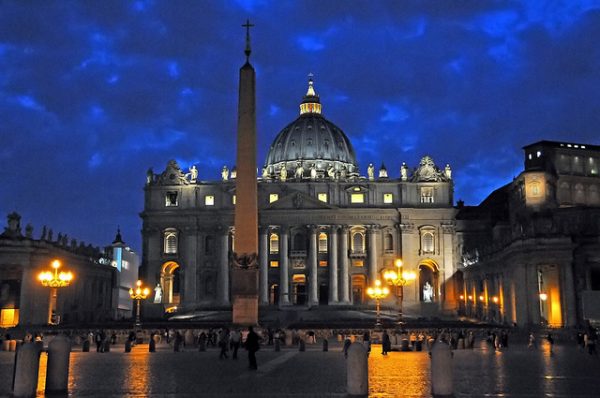 Rome: St. Peter's Basilica Flickr/ Dennis Jarvis
