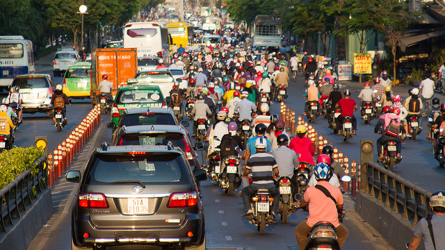 Busy street in Ho Chi Minh City, Vietnam. Flickr/Adnan Yahya