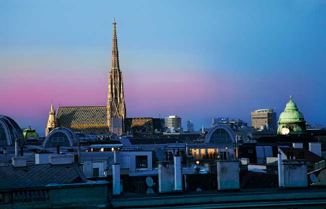 What to Do in Vienna. St. Stephen's Cathedral stands above the city. ©WienTourismus / W. Hofmann