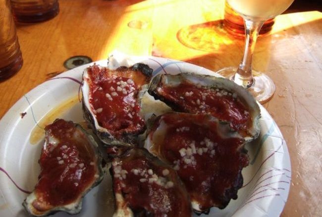 BBQ Oysters at Tonys in Marshall, California. Flickr/tokyofoodcast