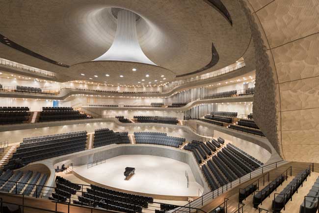 The Grand Concert Hall has 2,100 seats, and the Recital Hall hosts intimate concerts for up to 550. Photo by Iwan Baan