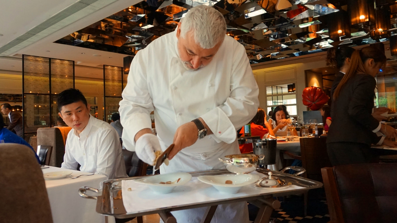 Shaving fresh white truffles