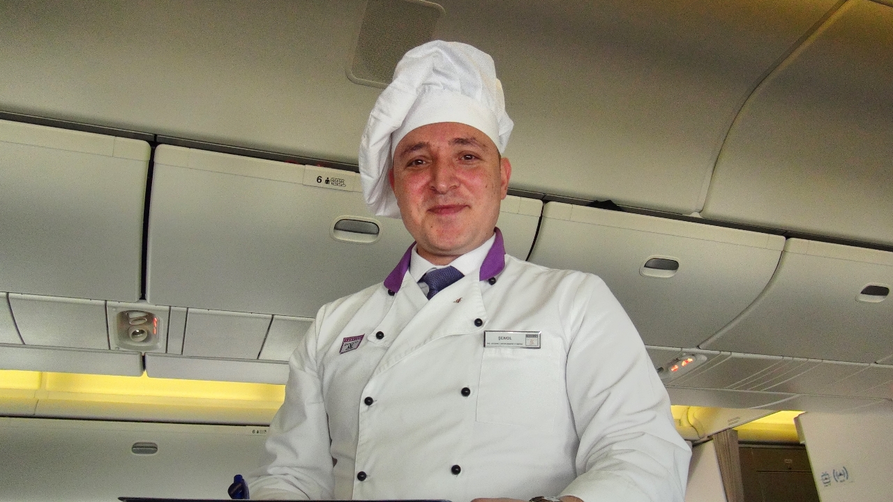 Turkish Airlines flying chef