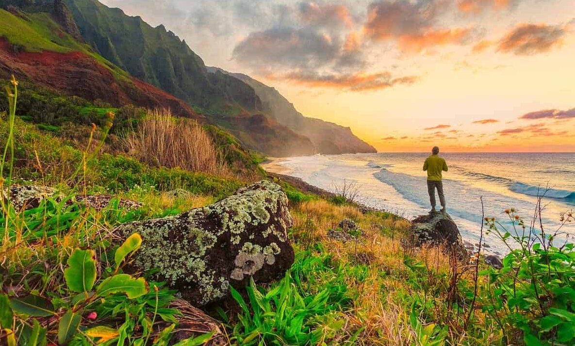 Explore the beaches of Honolulu, Hawaii