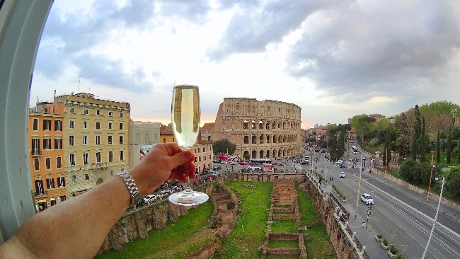 Champagne in Rome