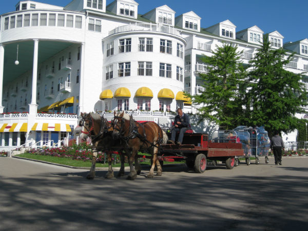 Great Lakes cruise. The Grand Hotel. Photo by Pat Woods