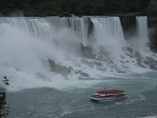 Great Lakes. Niagara Falls. Photo by Pat Woods 