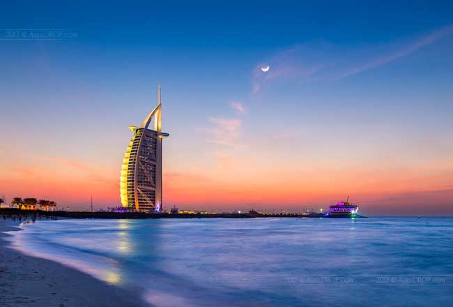 Trip to Dubai - The Burj al-Arab is a luxury hotel in Dubai, United Arab Emirates. Flickr/Alex Drop