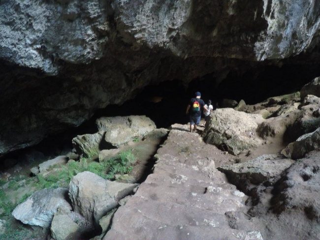 That's the intimidating opening of the Sumaguing Cave. Photo by Zandra Mae Estallo