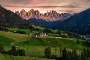 Italy’s Hidden Charm: Umbria, Tuscany and the Dolomites