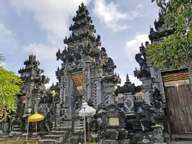 Pura Geger Temple in Nusa Dua. Photo by Carrie Dow. 
