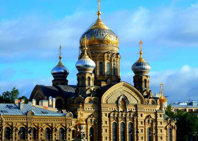 We were mesmerized by the Russian Orthodox Church of Assumption of St. Mary, as the first thing we saw when we docked in center city St, Petersburg. Photo by Carol L. Bowman