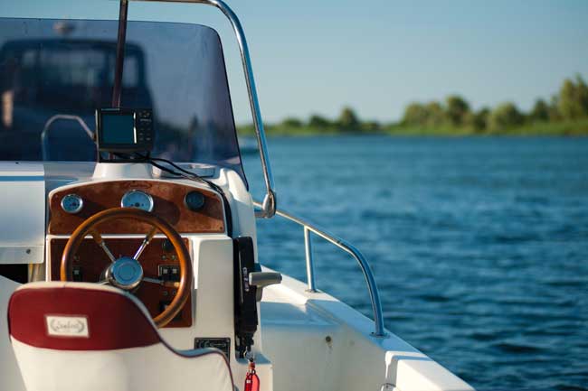 Rent a yacht, sailboat or catamaran to visit the islands of Croatia