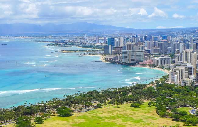 View of Honolulu from Diamond Head on Oahu. Flickr/Ed Suominen