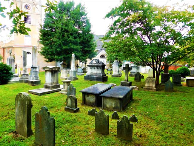 Cemetery at Imman Church in New Castle, Delaware. Photo by Fyllis Hockman