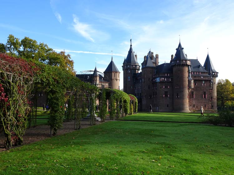 De Haar Castle in Utrecht has host many lavish parties and was even the film location of several movies. Photo by Janna Graber