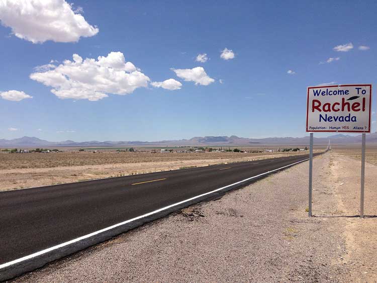 Road trip in Rachel, Nevada