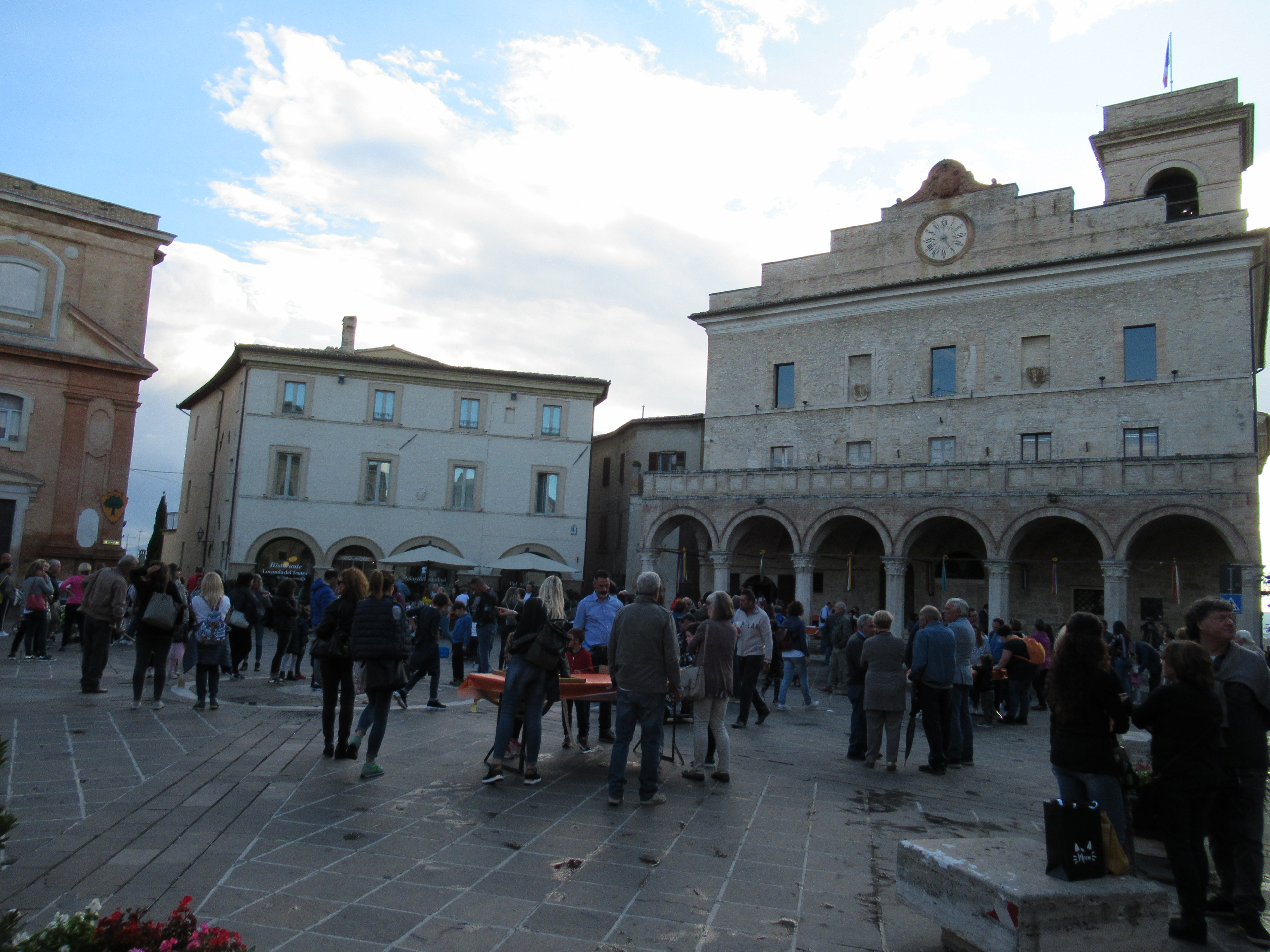 The families of Montefalco gather in the Piazza del Comune for a "grandparents' festival" on a Sunday in early autumn.. Photo by Heidi Davis. 