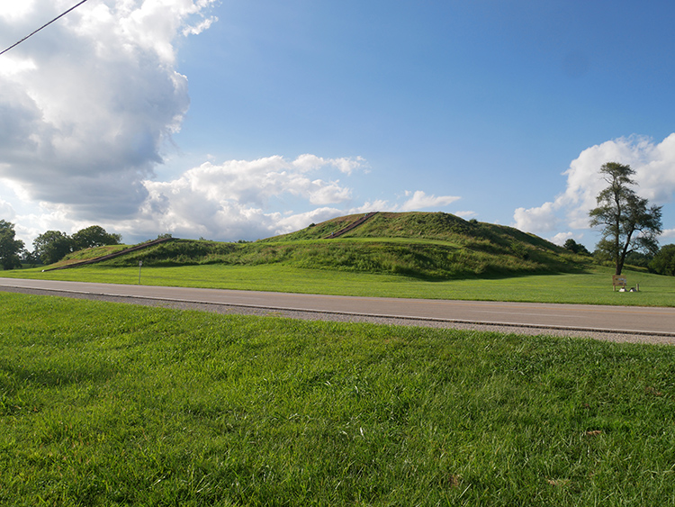 Cahokia Mounds