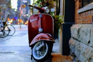 Exploring Italy by Vespa