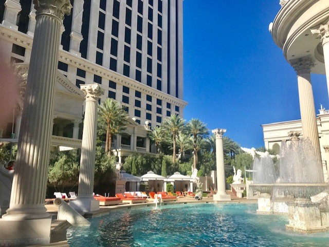 On The Scene Garden of the Gods Pool, Caesars Palace - Las Vegas - On The  Scene