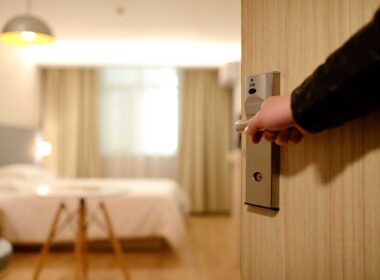 Hotel rooms need to be accessible for handicapped travelers
