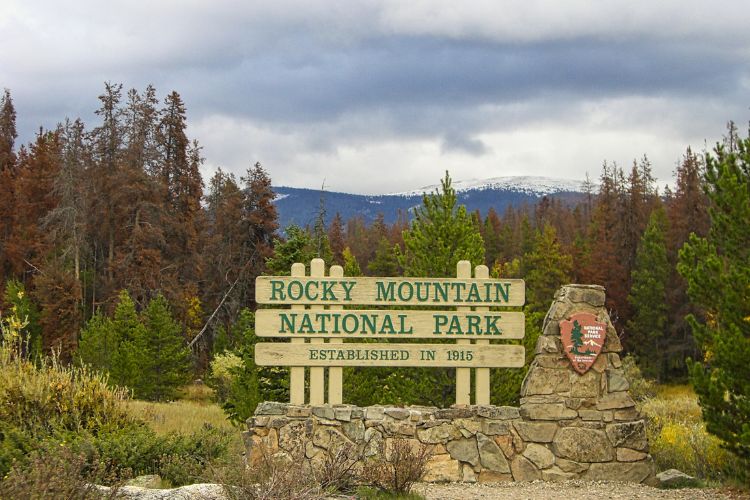 Rocky Mountian National Park entrance