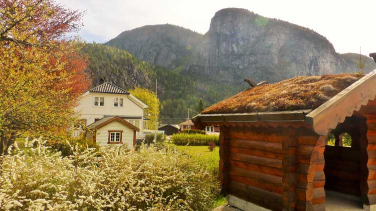 Many houses in Valle, Norway, have an old-fashioned sod roof, including the bus shelter. If you’re not arriving by car, a bus ride from the coast is the best way to get there. Photo by Håkon Netskar
