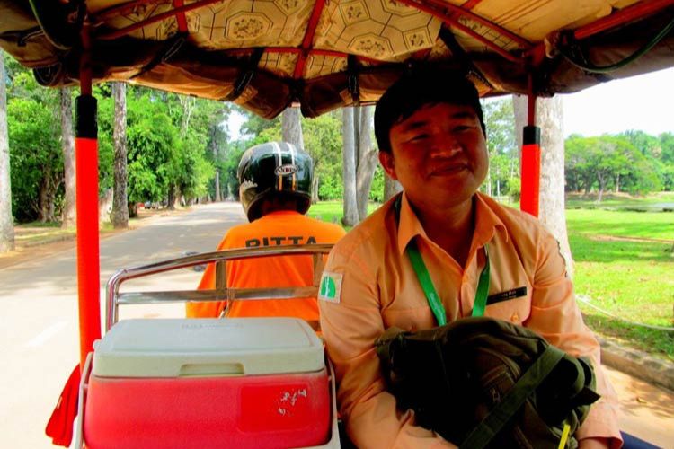 tuk-tuk 