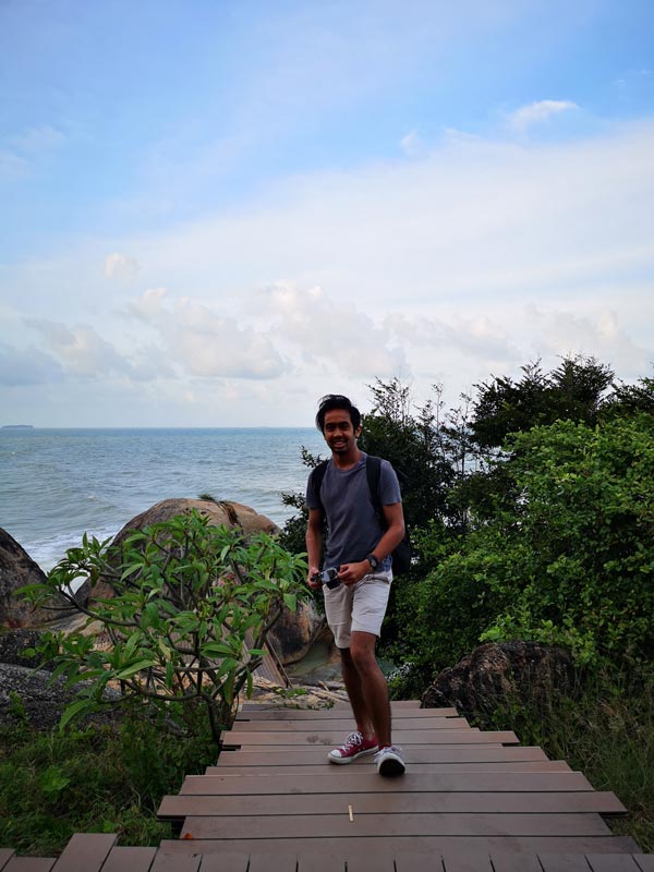 Author/photographer Fad Sheik on the Khao Kao Saen boardwalk