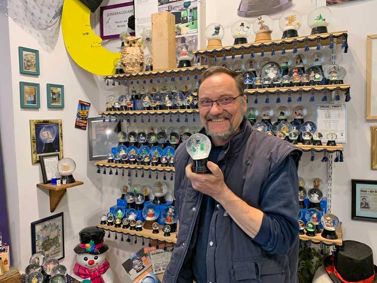 Erwin Perzy III is the grandson of Erwin Perzy I, who invented the snowglobe. 