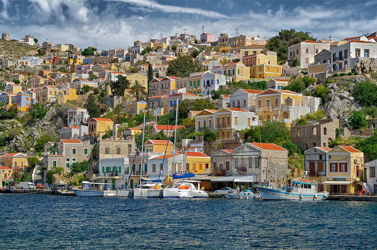 Exploring Greek Cuisine by Boat