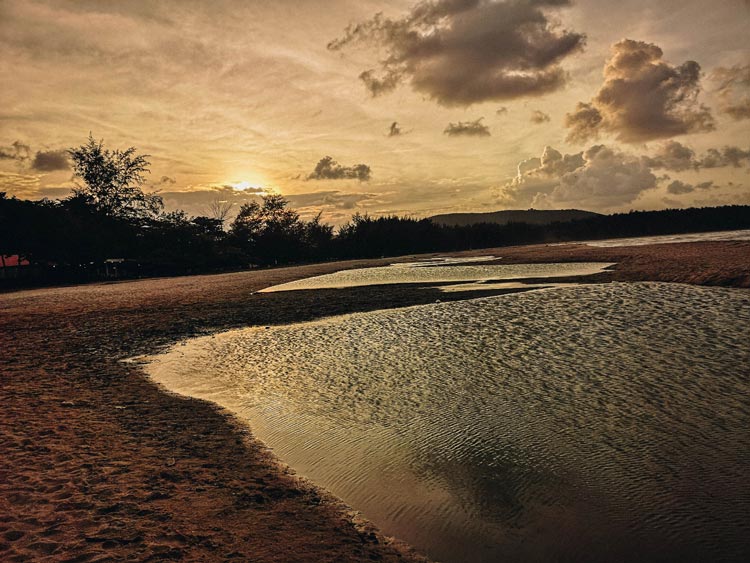 Golden Sunset at Samila Beach