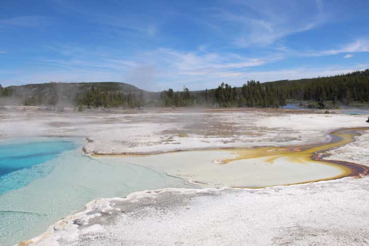 Road trip to Yellowstone National Park