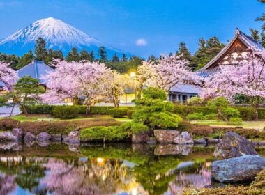 Top 10 Things to Do in Japan