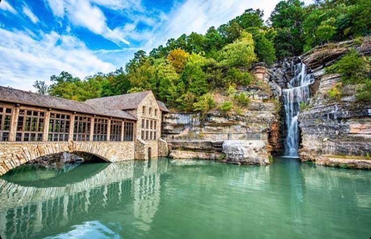 Keep your eyes peeled during jeep and Sedway tours, you may see hidden gems such as waterfalls, caves, bison, elk and Texas longhorn cattle.⁠ Photo courtesy of Dogwood Canyon Nature Park. 