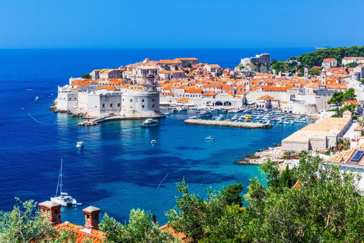 Stunning view of the walled city of Dubrovnik