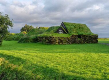 Iceland is a top destination in Europe. Here are the top things to do in Iceland