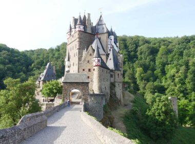 Eltz Castle in the morning. Photo by Rob Schmidt