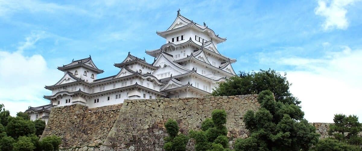 How to Admire the Himeji-jo Castle in Japan